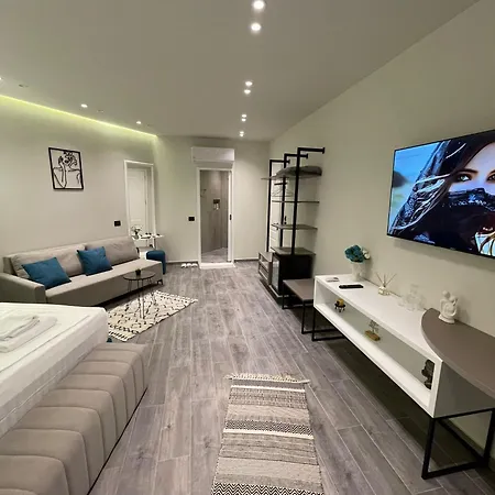 Πανσιόν The Cosy Vlorë