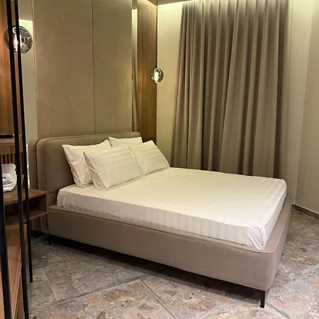 The Cosy 3*